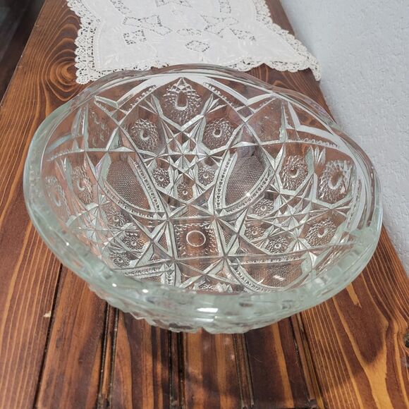 Vintage Jeannette Glass Bowl McKee Fentec Mold 1960s serving bowl pressed glass - Picture 1 of 5